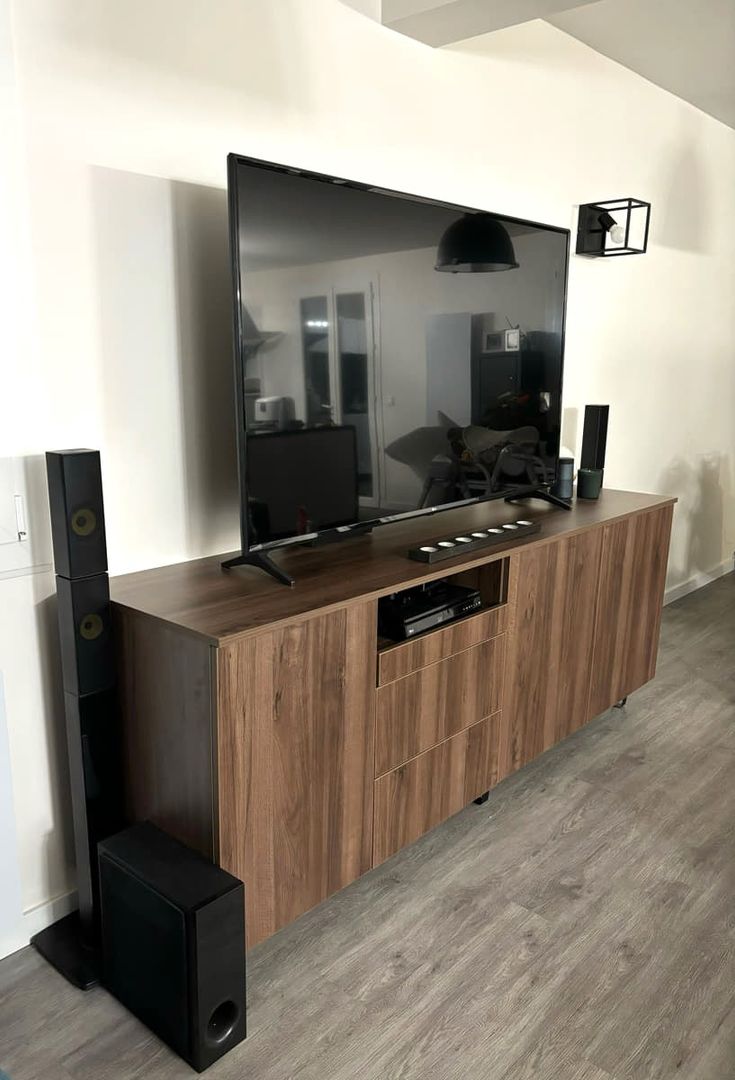 Meuble TV bois sur mesure 