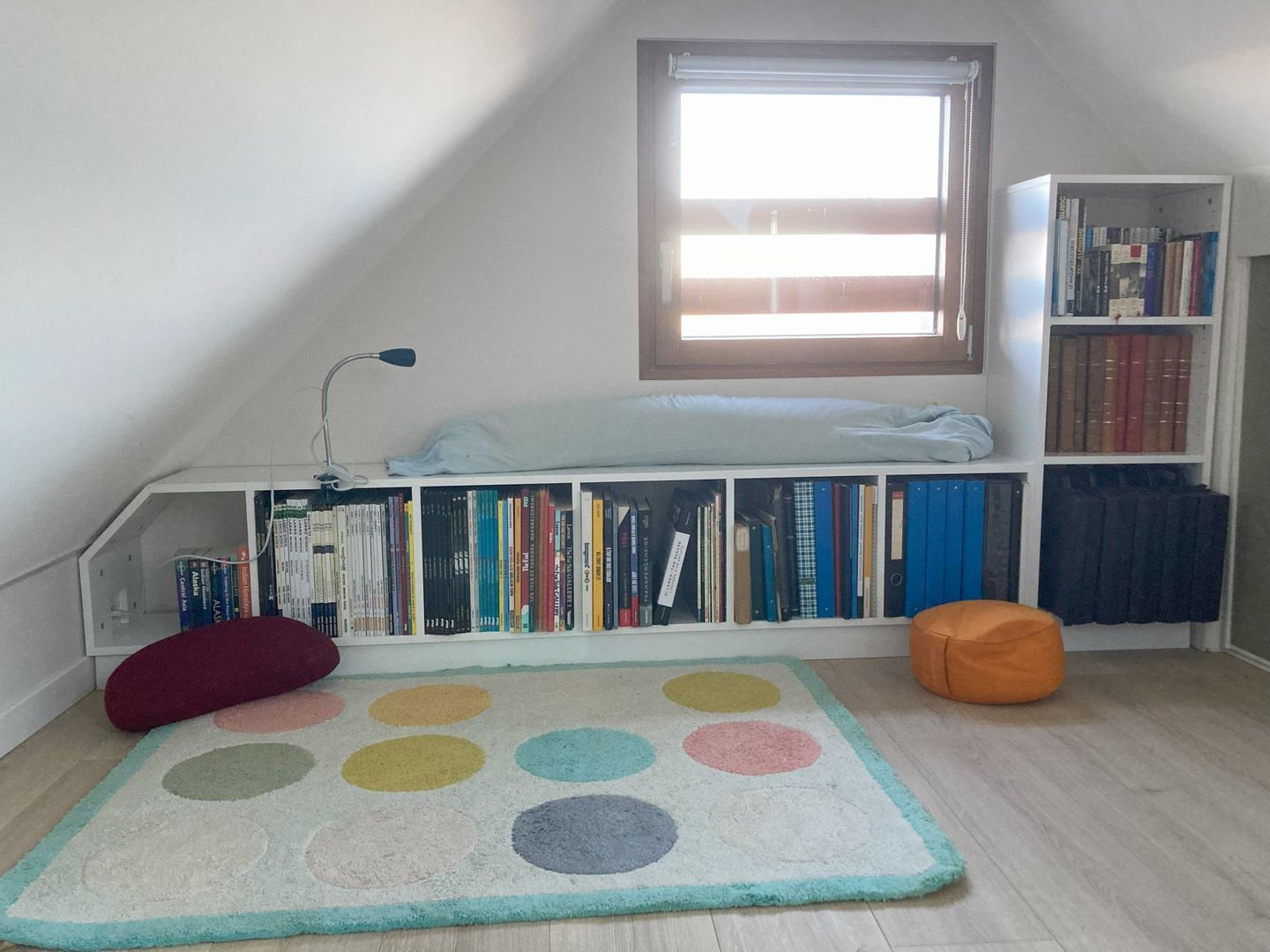 Meuble sous pente 